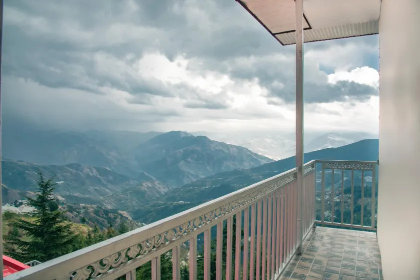 Mountain View Homestay - Image 1
