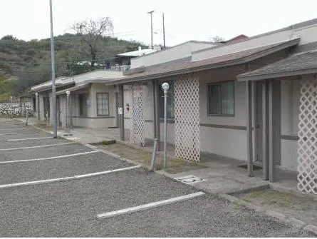 Belle Aire Motel - Image 1