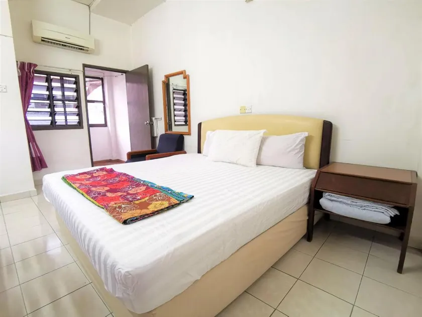 Star Lodge - Image 1
