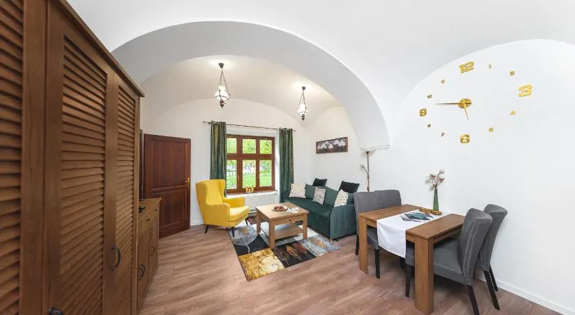 PB Apartments - Image 1