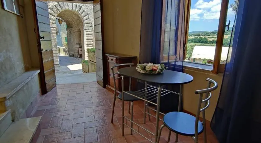 La Casa in Piazza - Image 1