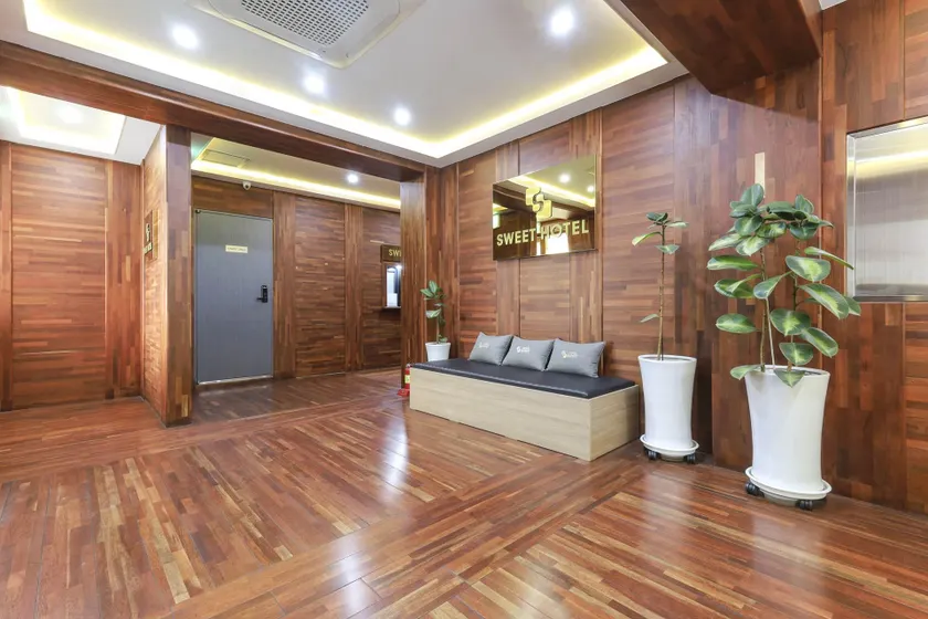Gimhae Eobang-dong Suite Hotel - Image 1