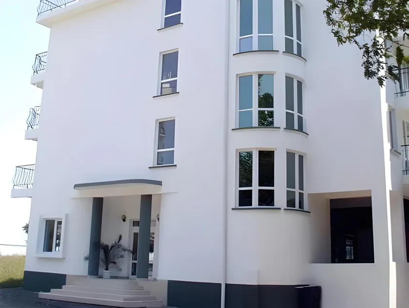 Hotel Lotos - Image 1