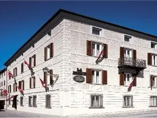 Dimora Palazzo La Fenice - Image 1