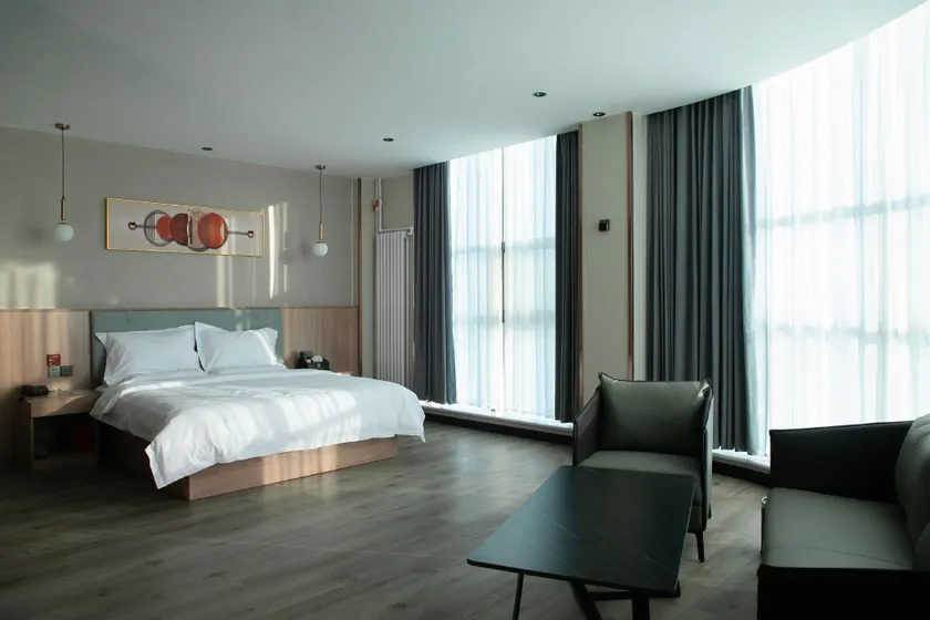 Home Inn Group - Huayi Selected Hotel, Huayu Institute of Technology, Daxue East Road - Image 1