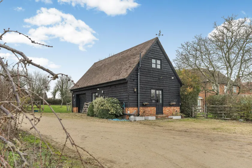 Rosies Retreat 2 Bedroom Farm Cottage - Image 1