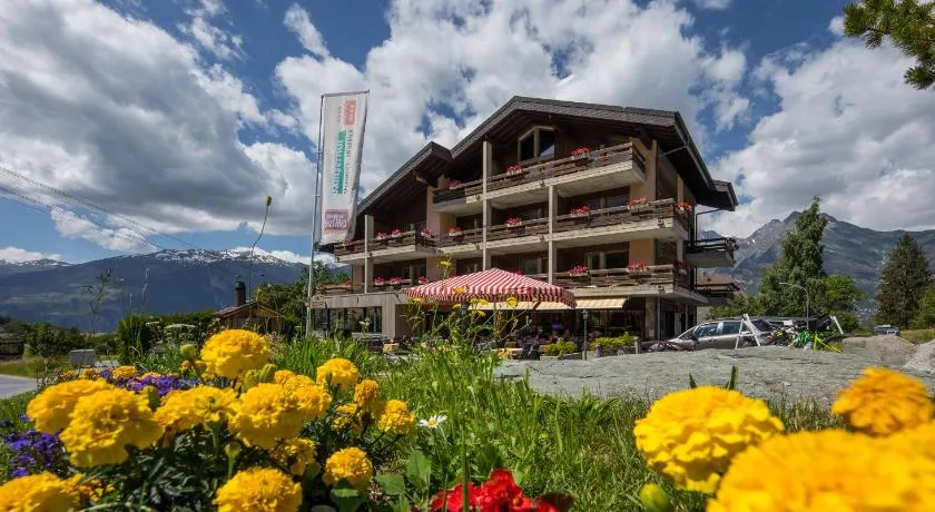 Sporthotel Walliserhof - Image 1