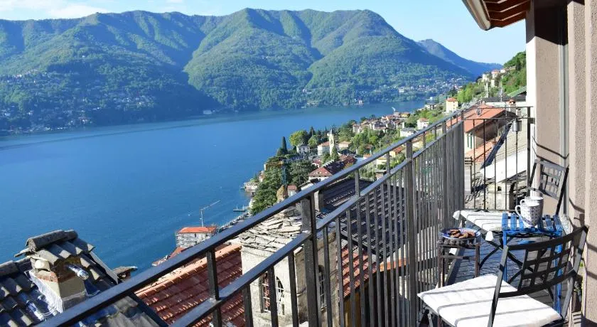Romantic home stone with amazing view lake of Como and Oleandra - Image 1