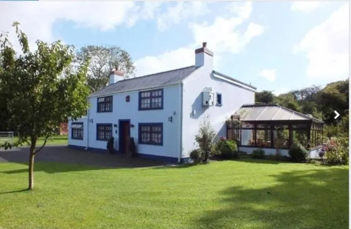 Broadmoor Farm - Image 1