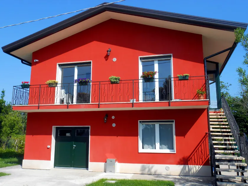 VCE House - Image 1