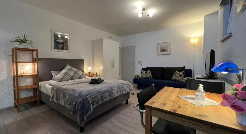 Einzigartiges Apartment in toller Altstadt by Rabe - Smart-TV, Netflix, Innenhof - Image 1