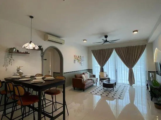 NEW Serenity@Teega ResidenceL2 by UcomeHomestay - Image 1