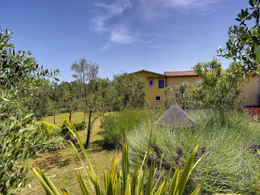 Apartment in Valtura near the Beach - Image 1