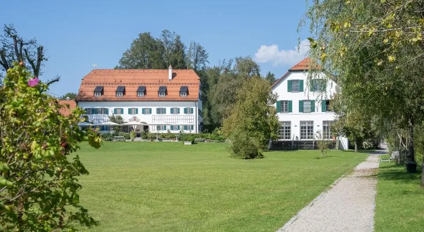 Hotel Aiterbach am Chiemsee - Image 1