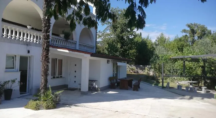 Apartman Nevia lka - Image 1
