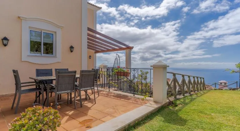Villa Bougainvillea Palheiro Village by Holiday Rental Madeira - Image 1