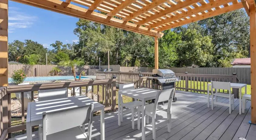 Gorgeous Pool Home - 5 Min from San Marco - Image 1