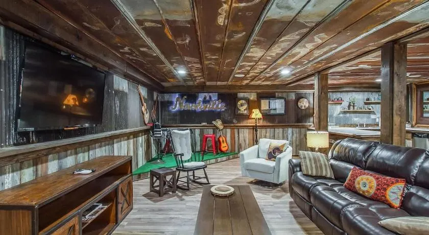 The Graycroft by Stay Local Nashville - Image 1