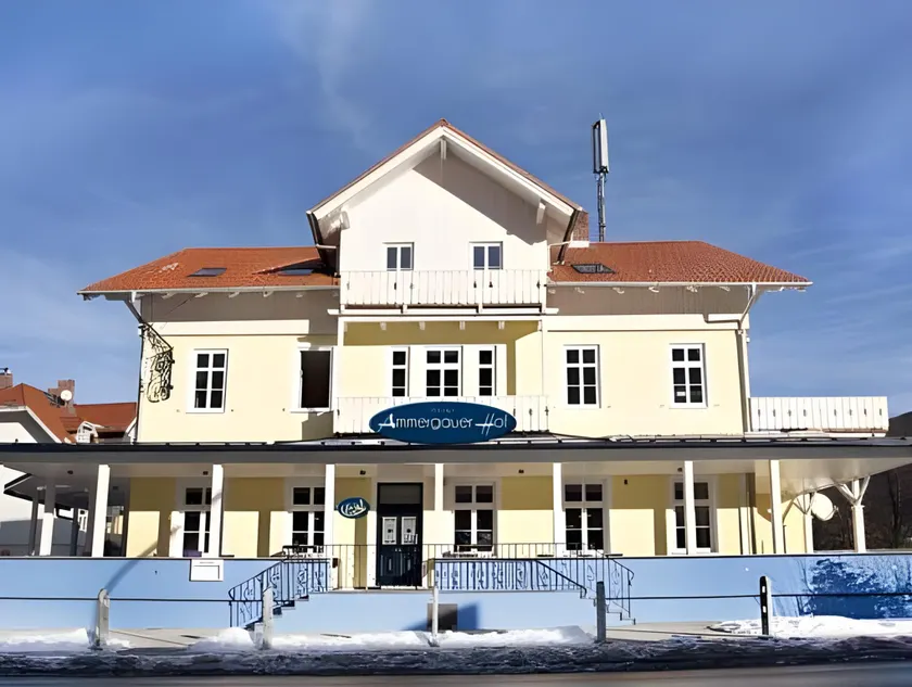 Hotel Garni Ammergauer Hof - Image 1