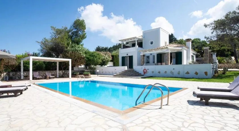 Beachfront Villa Victoras - With private beach - Image 1
