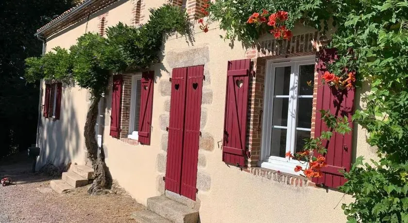 Gîte Le Pouët 4 pers à 10 min du Puy du Fou - Image 1