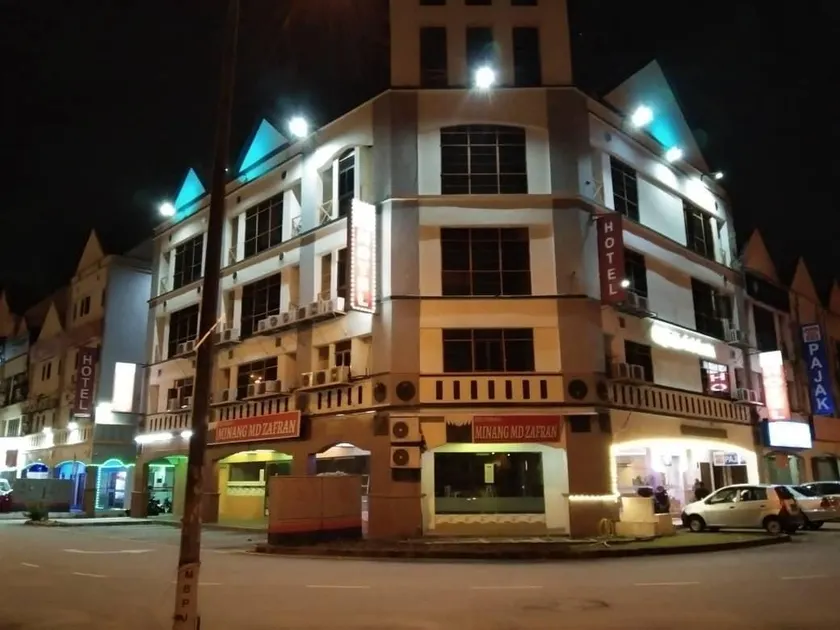 HOTEL SRI SUTRA (BANDAR SUNWAY) - Image 1