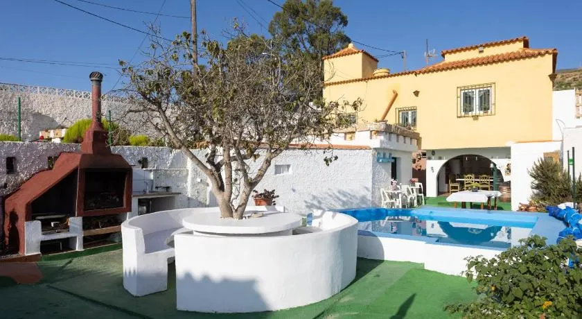 Mountain, Seaviews, and Pool Relax By Sunkeyrents - Image 1