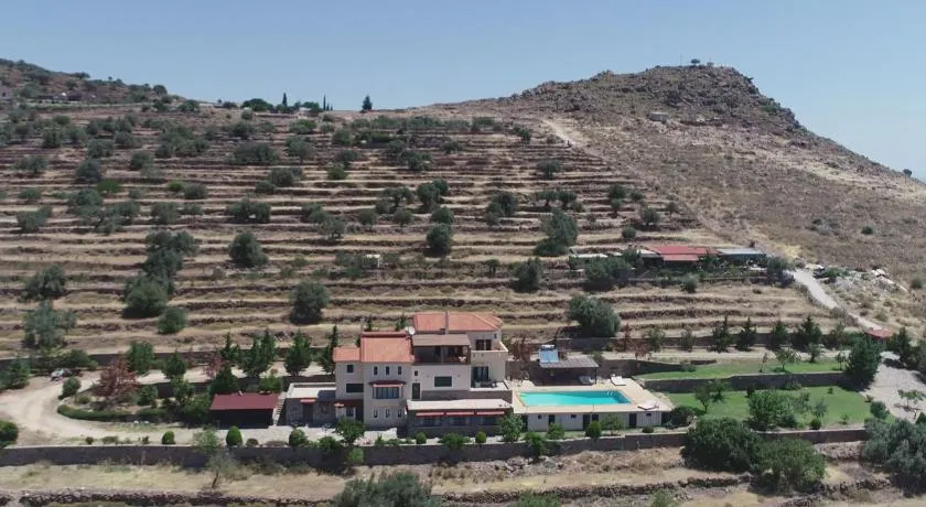Villa Archangelos Aegina - Image 1