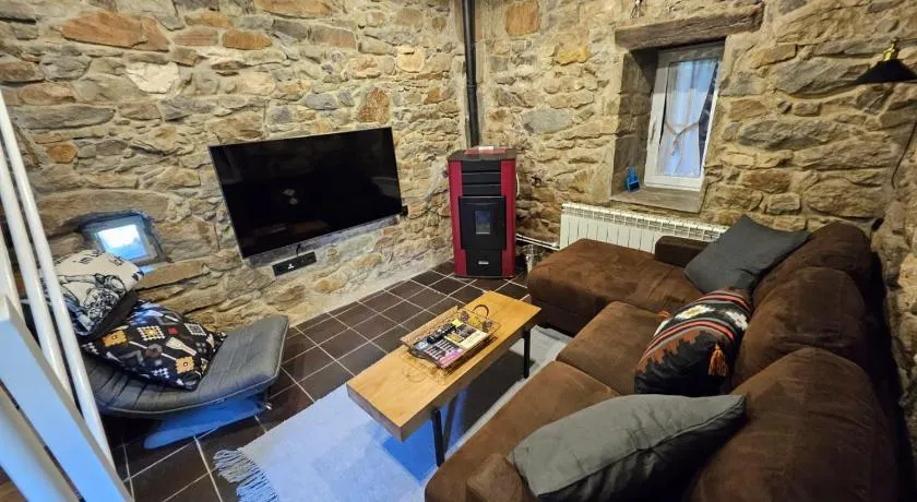 Casita con encanto, les gaites - Image 1