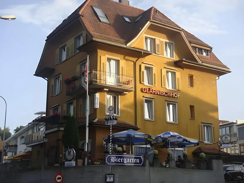 Hotel Glärnisch Hof - Image 1