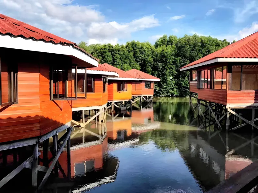 Gayang Friendly Water House Homestay - Image 1