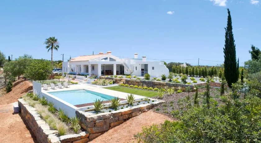 Luxury Villa, Ocean View, Private Heated Pool - Image 1