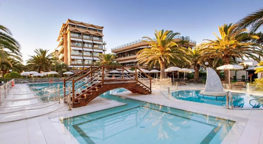 Hotel Caesar Residence & SPA - Image 1