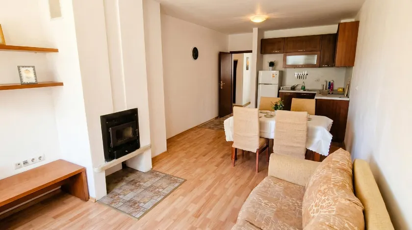 Charming 2 Bedroom Apartment in the Heart of Bansko - Image 1