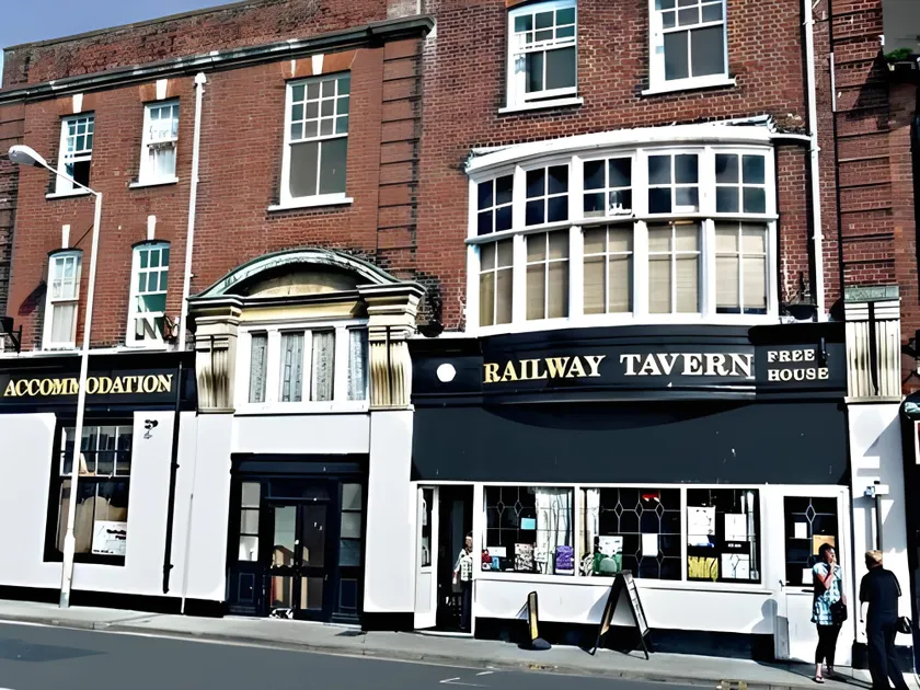 Clifton Hotel - Image 1