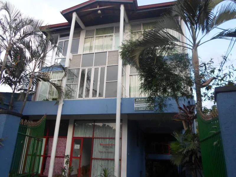 The Kingdom Gate Hotel - Image 1