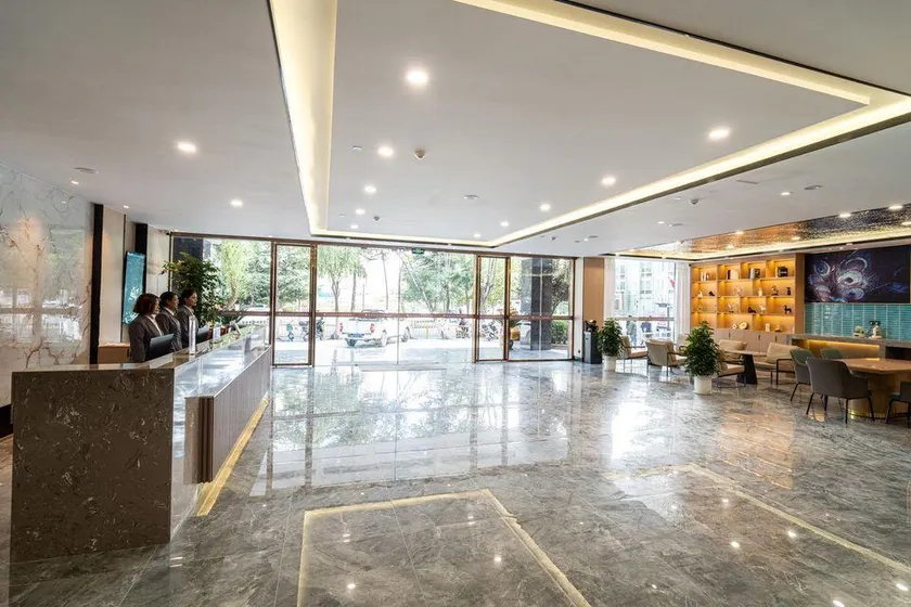 Wassim Hotel (Shigatse Tashilhunpo Monastery Zanglong Plaza) - Image 1