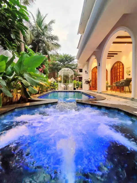 Laz hnh flagship- Stunning outdoors With Pvt Pool and Jacuzzi - Image 1