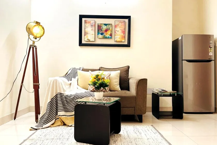 BluO Classic 1BHK - Defence Colony Mkt - Image 1