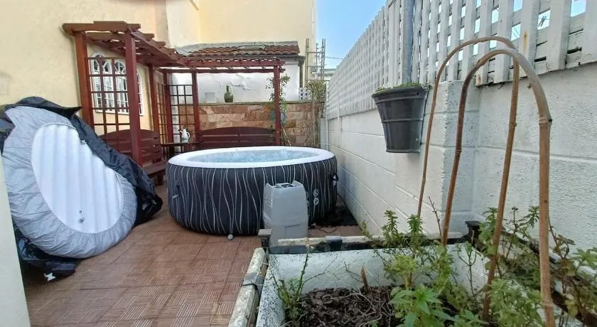 Quadruplex with Hot Tub & Pool Table - Image 1