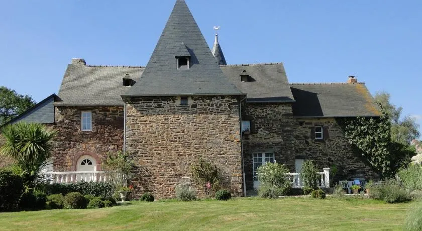 Manoir La Haie Chapeau - Image 1