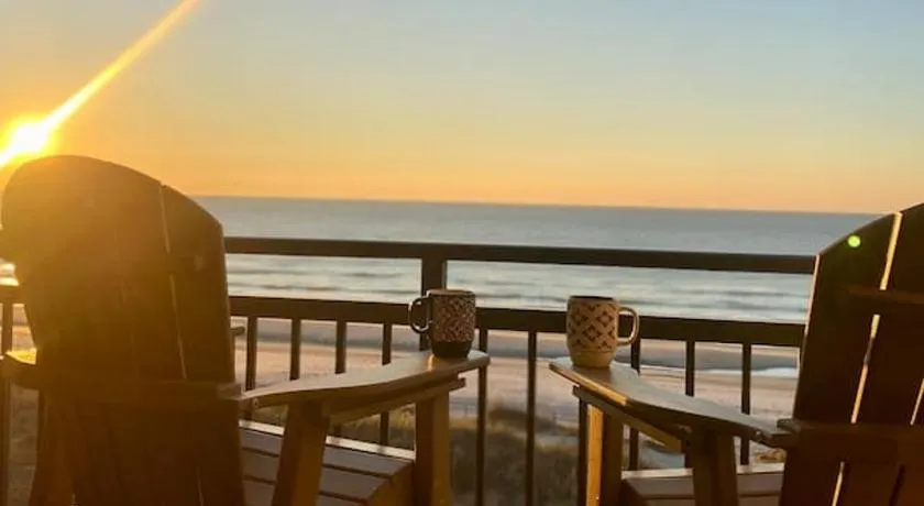 Oceanfront 3br/2ba Dog Friendly - Image 1