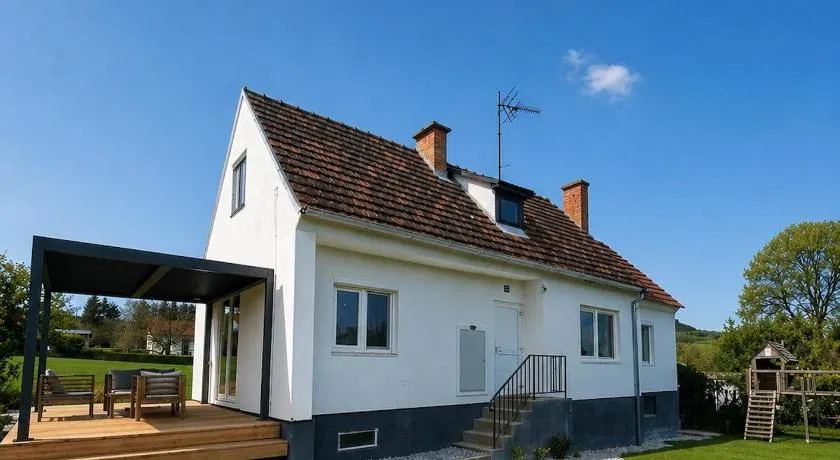 Pannonia Cottage with Large Terrace & Garden - Image 1