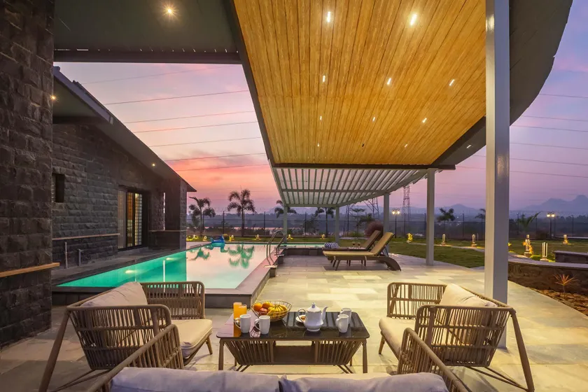 StayVista's Le Ciel - Igatpuri - 3BHK Lake-View Villa with Private Pool - Image 1