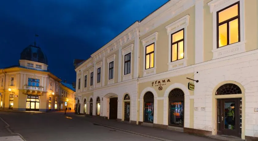 Centrum Vendégház - Image 1