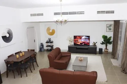 FleXmo Homes - Image 1
