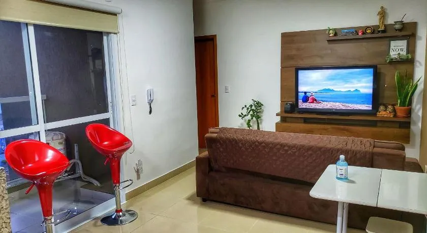 FRODO-APTO 2 dorm, wifi, ar cond suite, vaga garagem - Image 1