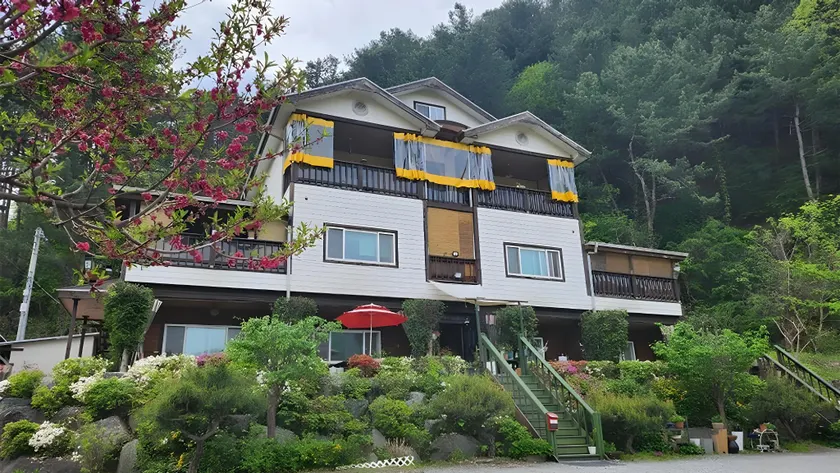 Gapyeong Yeoubyul Pension - Image 1