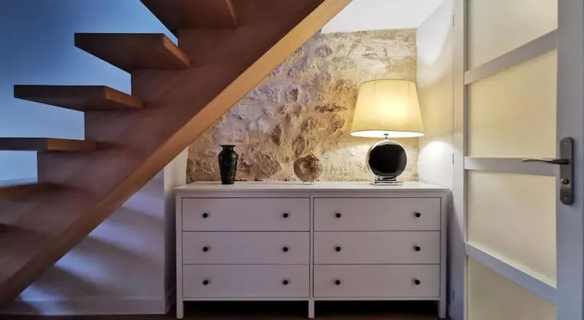 4 mins RER - St Germain en Laye Super Center - Wei&Pei Apartment - Image 1