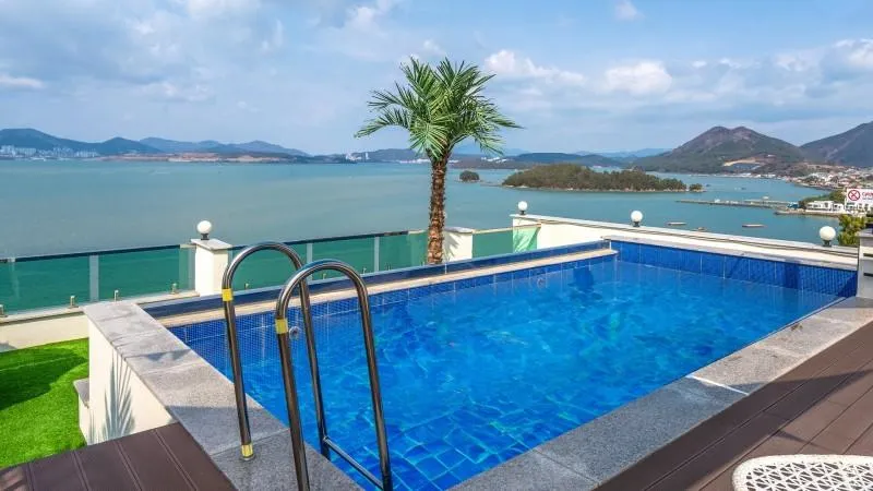 Yeosu Hemiswi SPA Pension - Image 1